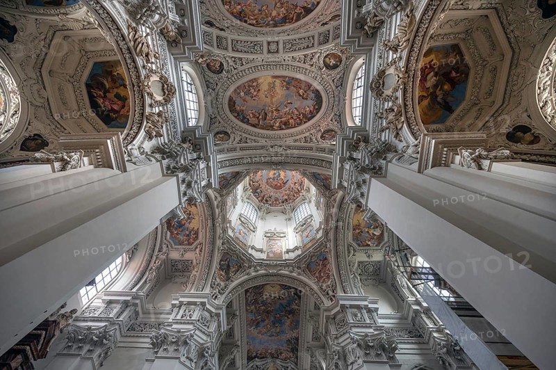 Baroque stucco and ceiling fresco created in the 17th century, Passau Cathedral, Passau, Lower Bavaria, Bavaria, Germany, Europe