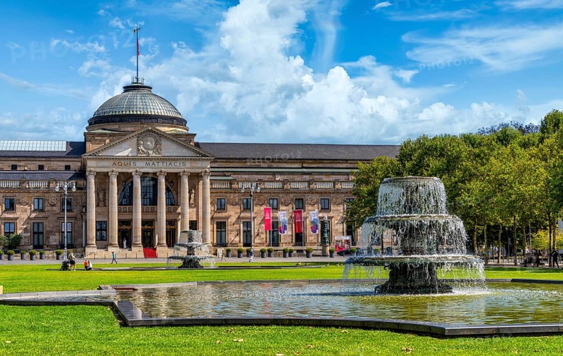 Spa hotel with spa gardens, Wiesbaden, Hesse, Germany, Europe
