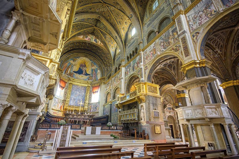 View of the main altar in the Cathedral of Santa Maria Assunta, Cremona, Province of Cremona, Italy, Europe