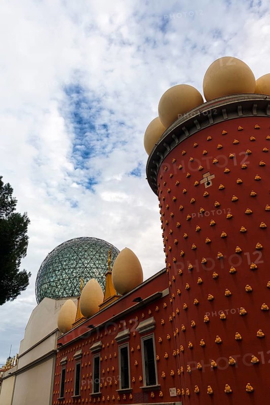 Torre Gorgot, also known as Torre Galatea, Dali Theatre-Museum in Figueres, surrealist object, architecture, place of interest in Figueres, Costa Brava, Girona, Catalonia, Spain, Europe