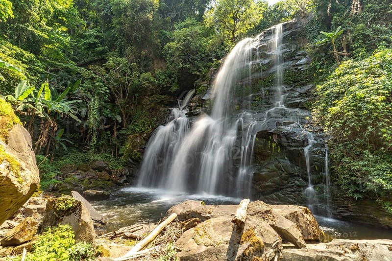 The Pha Dok Siew waterfall on the Pha Dok Sieo Nature Trail in Doi Inthanon National Park, Chiang Mai, Thailand, Asia
