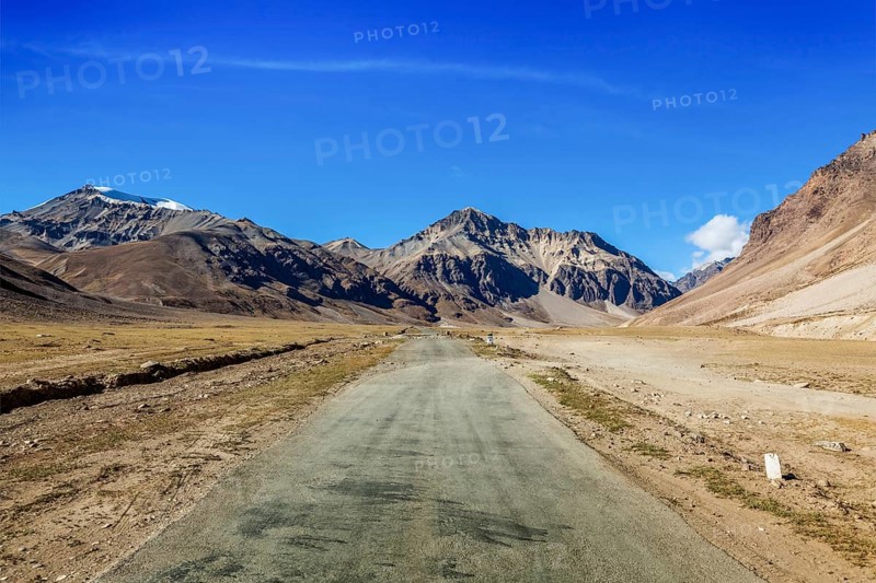 Manali-Leh road to Ladakh in Indian Himalayas near Sarchu. Ladakh, India, Asia