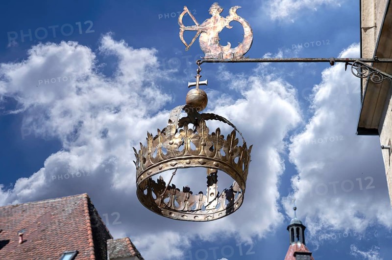 Nose sign of the Hotel Restaurant Krone, 15th century, Rosenstraße 10, Weißenburg, Middle Franconia, Bavaria, Germany, Europe