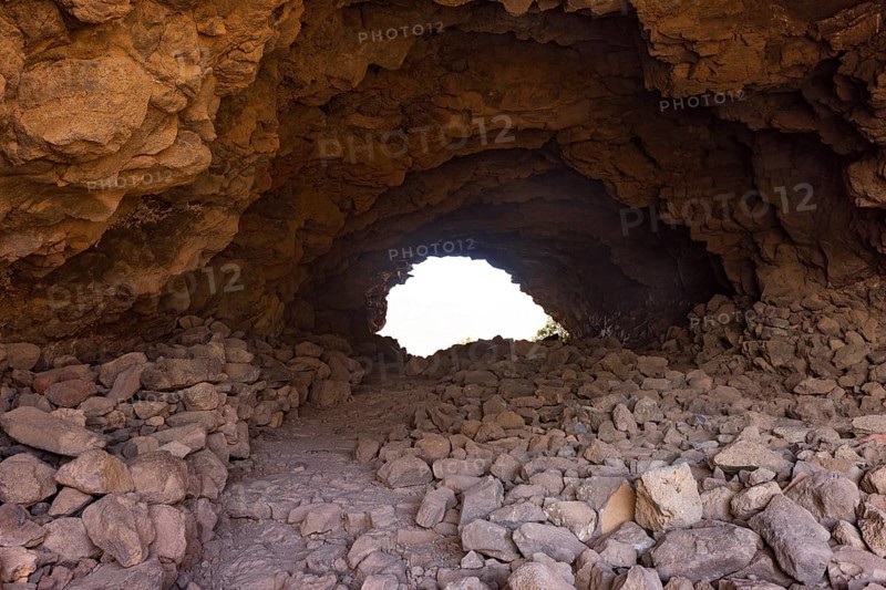 Cave at the fortress of Ansite, Fortaleza Grande, Santa Lucía de Tirajana, Gran Canaria, Canary Islands, Spain, Europe