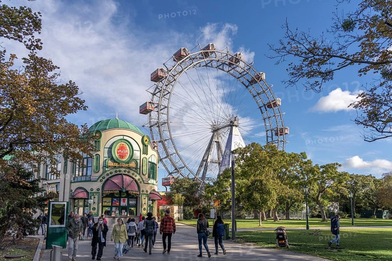 Ferris wheel in the amusement park in the Prater, the Wurstelprater in Vienna, Austria, Europe