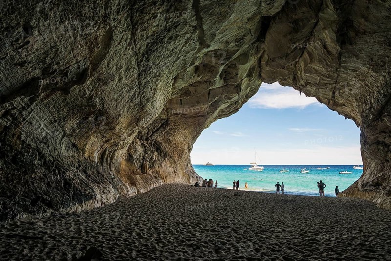 Cave and beach, Cala Luna, Gulf of Orosei National Park, Parco Nazionale del Gennargentu e del Golfo di Orosei, Baunei, Nuoro, Sardinia, Italy, Europe