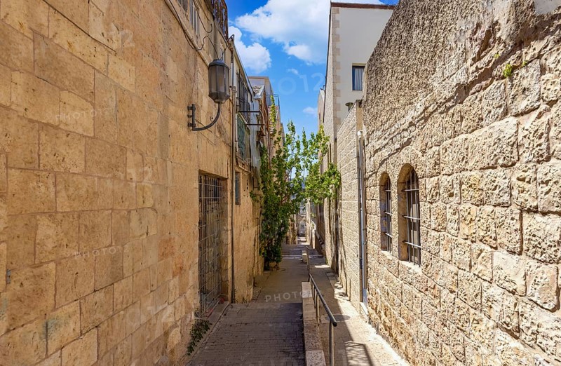 Israel, Jerusalem old narrow streets of Nahlaot historic center with many small synagogues, Asia