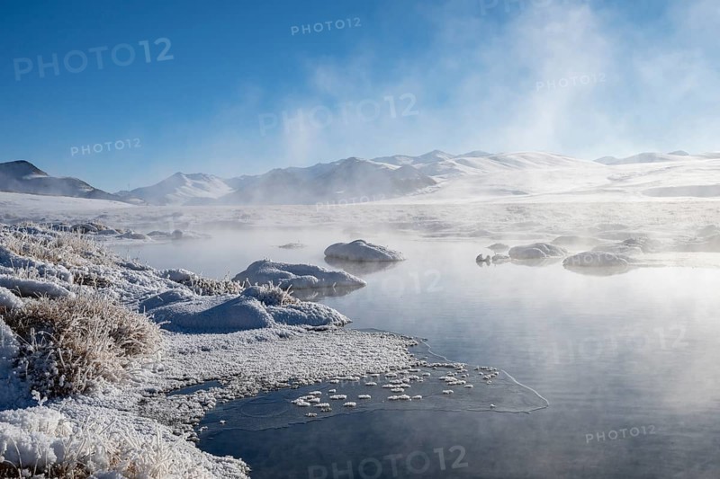 Winter landscape of the Pamir Plateau, Pamir Highway, Alichur, Gorno-Badakhshan Province, Tajikistan, Central Asia, Asia