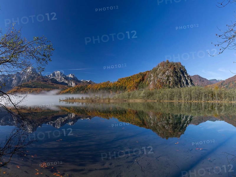 Autumn mood at lake Almsee, Grünau, Austria, Totes Gebirge, Europe