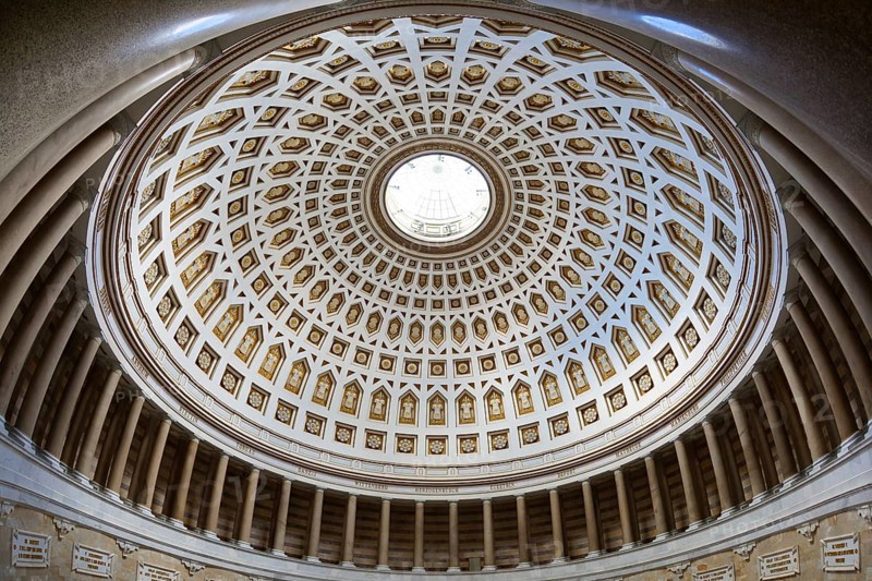 Interior and dome, monument Befreiungshalle Kehlheim, round hall with dome, 45 m high, 29 m diameter, classicism, built 1842 to 1863 by Friedrich von Gärtner and Leo von Klenze, Michelsberg, Kelheim, Lower Bavaria, Bavaria, Germany, Europe