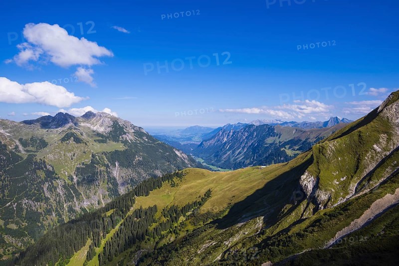 View from the Rappensee Hut into the Stillachtal valley as far as Oberstdorf, Allgäu Alps, Allgäu, Bavaria, Germany, Europe