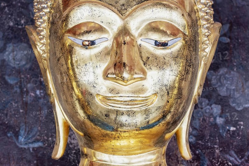 Buddha statues in meditation posture in Phra Rabiang Kot around the Phra Wihan Luang, Wat Suthat Thepwararam, Royal Temple, Phra Nakhon, Bangkok, Thailand, Asia