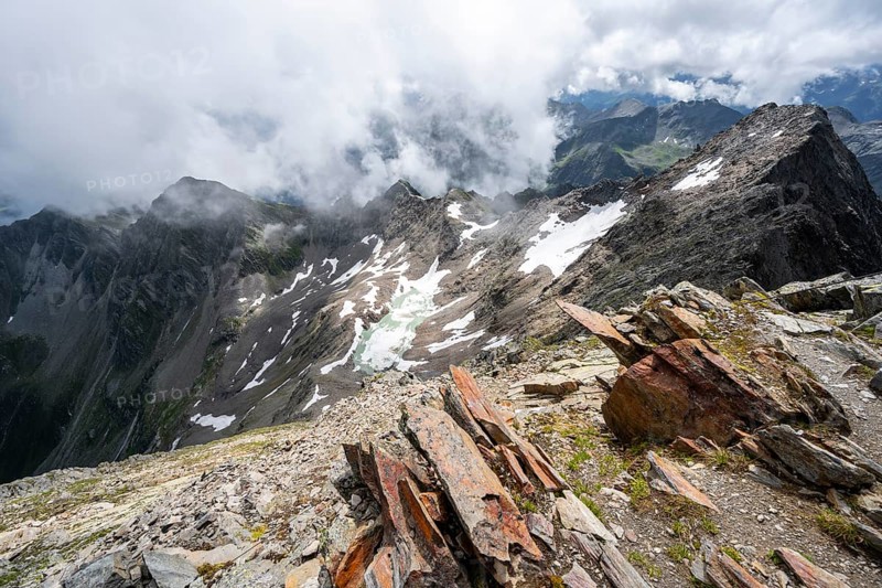 Cloudy mountain landscape at the summit of Lasörling, view to Berger Kees and mountain peak Schober, Lasörling Group, Hohe Tauern National Park, East Tyrol, Tyrol, Austria, Europe