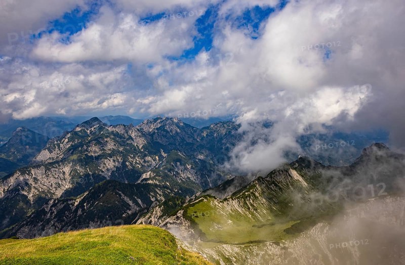 View from Gamsfeld to Rinnkogel and Rettenkogel, Osterhorn group, Salzkammergut, Salzburg province, Austria, Europe