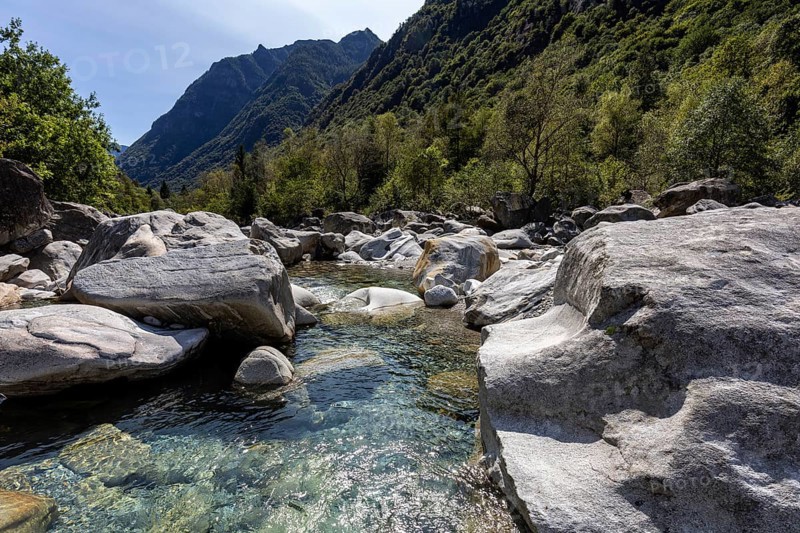 Rocks in the Verzasca River between Lavertezzo and Brione, Verzasca Valley, Valle Verzasca, Canton Ticino, Switzerland, Europe