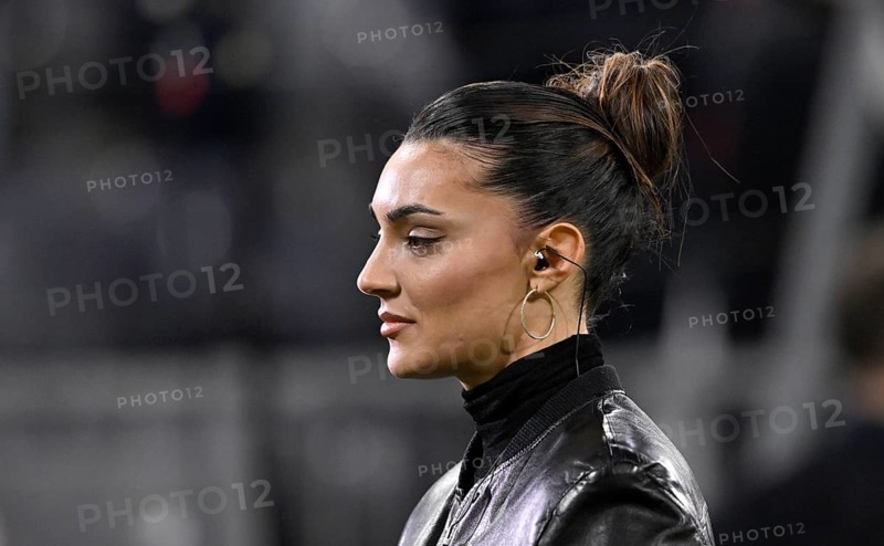 BLU Reporter Presenter Valentina Maceri Portrait UEFA Champions League Allianz Arena, Munich, Bavaria, Germany, Europe