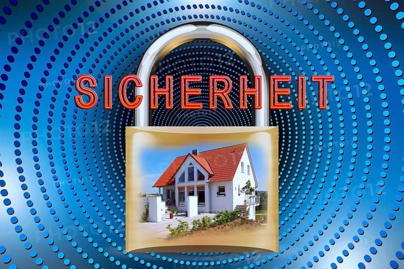 Symbolic image, security, burglary, theft, robbery, liability insurance, household contents insurance, insurance loss, building security, devastation, police, risk, Germany, Europe