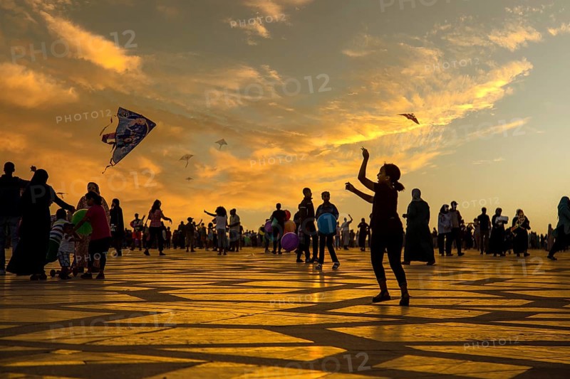 Casablanca, Morocco », August 2018: a young woman with the kite in the Hassan II Mosque
