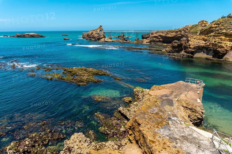 Coast of Plage du Port Vieux on a summer afternoon. Municipality of Biarritz, department of the Atlantic Pyrenees. France