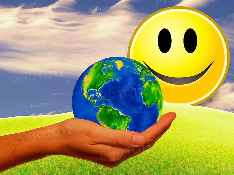 Symbolic image, smiley face for Europe, world, Germany, Bundestag, new government 2025, sign with a call to action, world crisis, wars, autocracies, democracy in danger, urgently needed reforms, planning for the future, no politician haggling, hope, partnership, USA in danger, Russian threat, Nato, cohesion, humanity, Europe