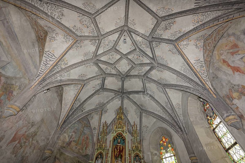 Ribbed vault of the parish church of St Dionysius, Morter, Latsch, South Tyrol, Italy, Europe