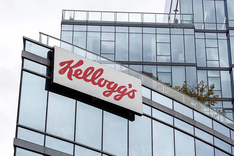 Kellogg's logo on the office of the cornflakes company in Chicago, USA, North America