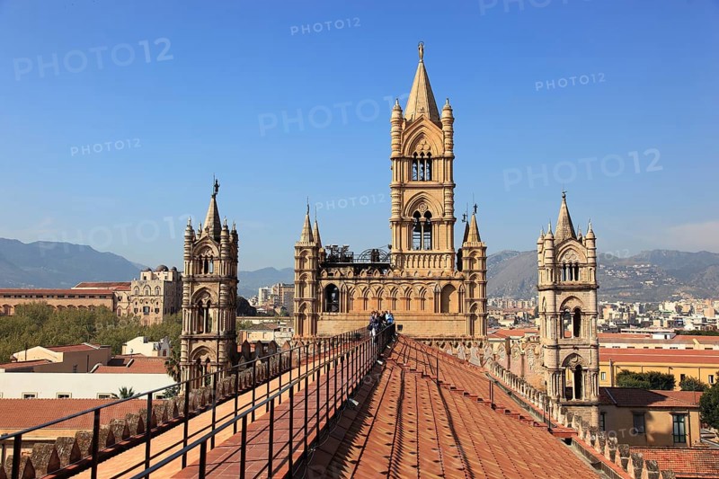 City of Palermo, on the roof of the Cathedral Maria Santissima Assunta, UNESCO World Heritage Site, Sicily, Italy, Europe