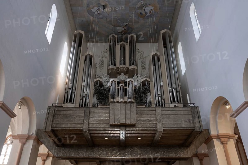 Organ loft in St Kilian's Cathedral, Würzburg, Lower Franconia, Bavaria, Germany, Europe