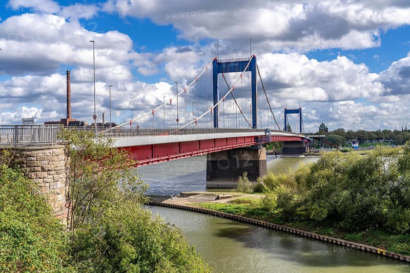 The Friedrich Ebert Bridge over the Rhine between Ruhrort and Homberg, Duisburg, North Rhine-Westphalia, Germany, Europe