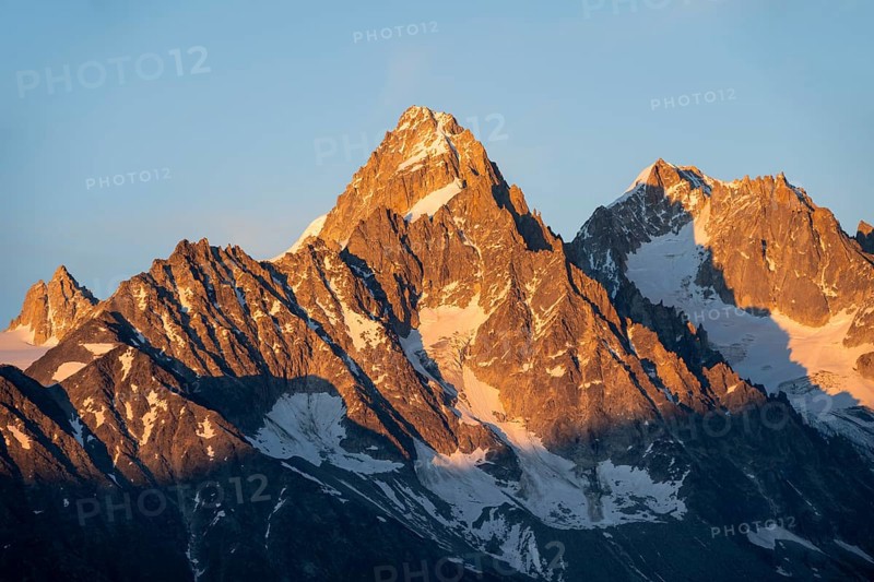 Rocky peaks at sunset, alpenglow, Aiguille de Chardonnet and Aiguille d'Argentière, Mont Blanc massif, Chamonix, France, Europe