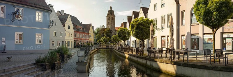 Stadtbach, behind it Our Lady's Church, Memmingen, Allgäu, Bavaria, Germany, Europe