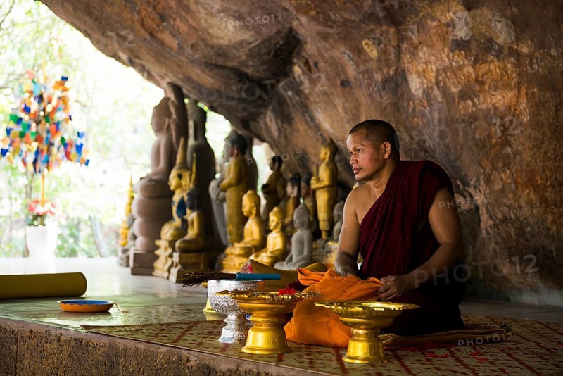 Buddhist monk, Preah Ang Thom Temple, Phnom Kulen National Park, Siem Reap, Cambodia, Asia