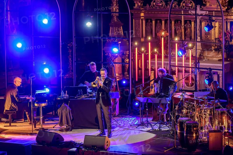 Till Brönner live on Silent Night - The Christmas Concert Tour at Berlin Cathedral on 20.12.2024