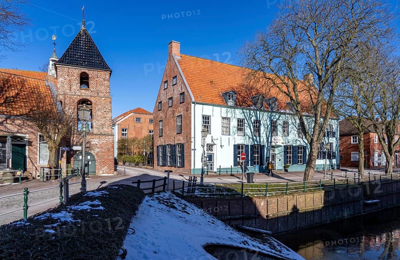 The village of Greetsiel, municipality of Krummhörn, historic Greetsiel church, Protestant Reformed Church, Siel, Hohes Haus Restaurant and Hotel, East Frisia, Lower Saxony, Germany, Europe