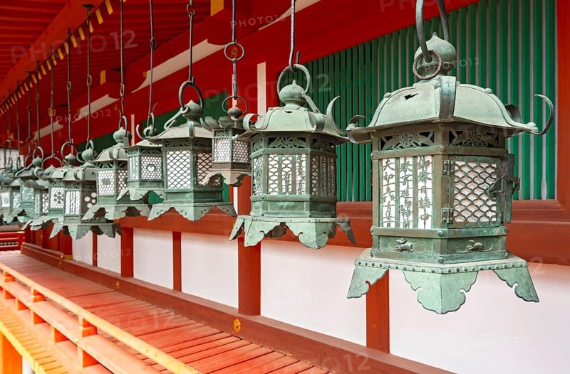 Hanging lanterns (tsuri-doro) Kasuga-taisha shrine, Nara, Japan, Asia