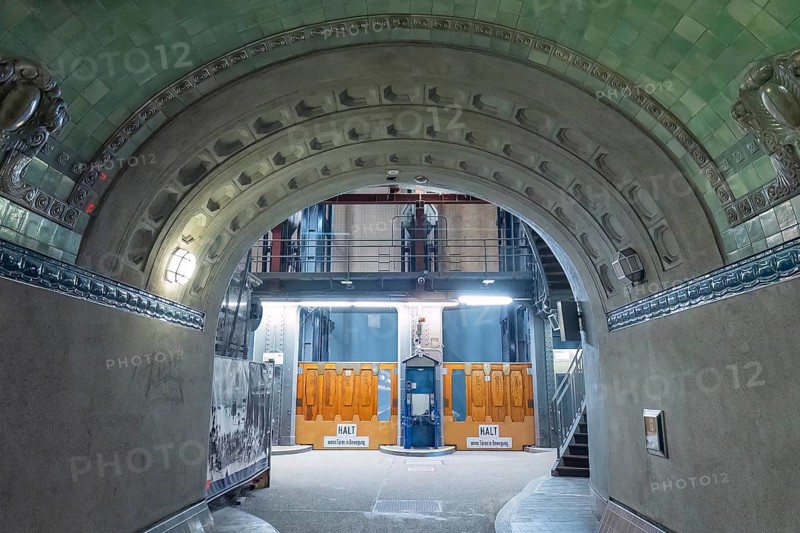 Old Elbe Tunnel, history, city history, sight, attraction, building, architecture, tourism, traffic, Hamburg, Germany, Europe