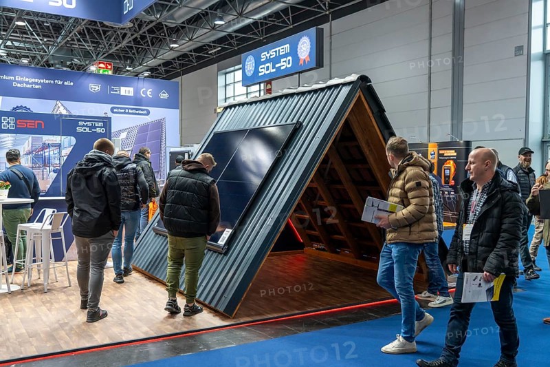 Solar Solutions Düsseldorf trade fair, over 250 international exhibitors present products and services from the solar industry, smart storage, EV charging and green HVAC to a trade audience of users and dealers, Düsseldorf, North Rhine-Westphalia, Germany, Europe