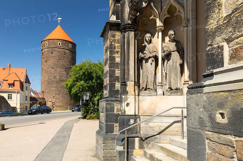 Donatsturm and entrance to the Jakobikirche with figures of Maria and Matha, Freiberg, Saxony, Germany, Europe