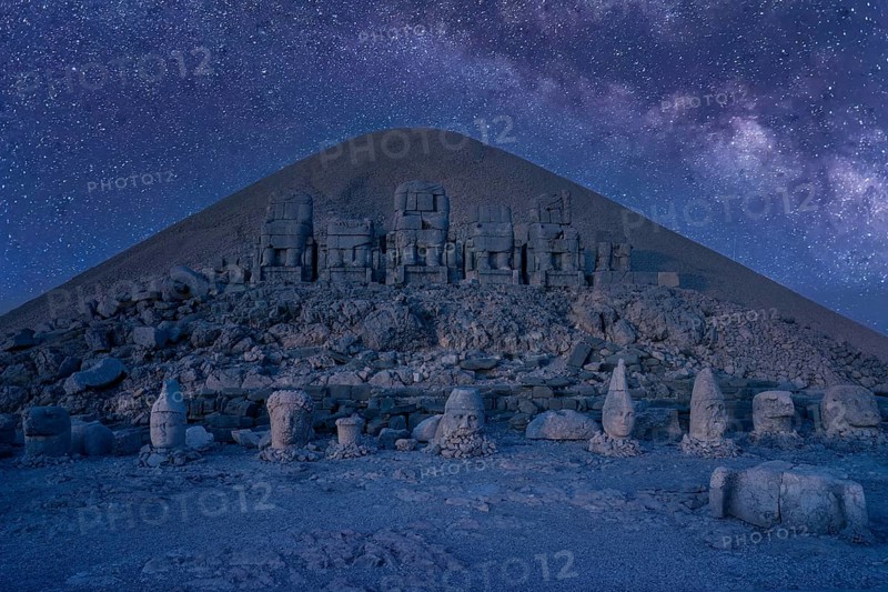 Mount Nemrut sanctuary, East terrace at night, Adiyaman province, Turkey, Asia