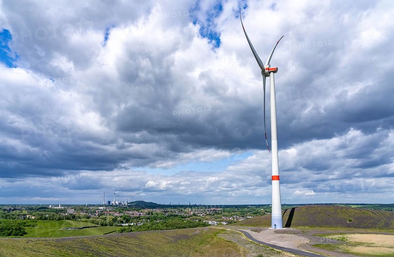 The Mottbruchhalde, wind turbine, hub height of 131 metres, type Enercon E-138, Gladbeck, North Rhine-Westphalia, Germany, Europe