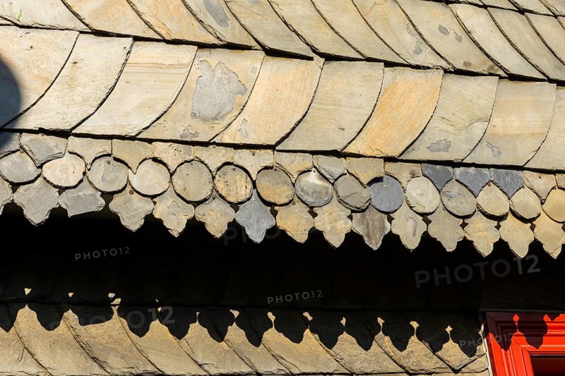 Particularly ornate slate decorations, Old Town, Goslar, Lower Saxony, Germany, Europe