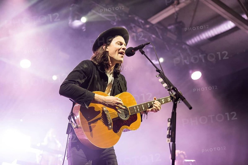 James Bay live on Up All Night Tour at the Columbiahalle in Berlin on 19.01.2025