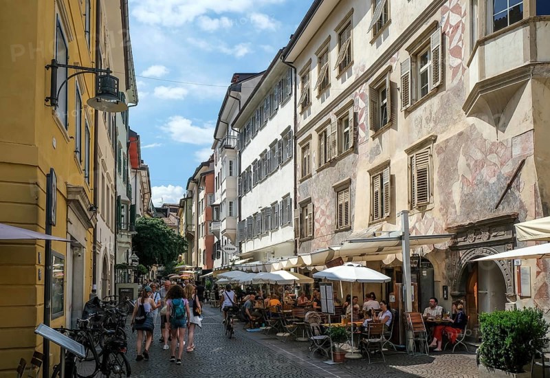 Bolzano, South Tyrol, Italy, Passers-by stroll through the alleys of the old town centre, Europe