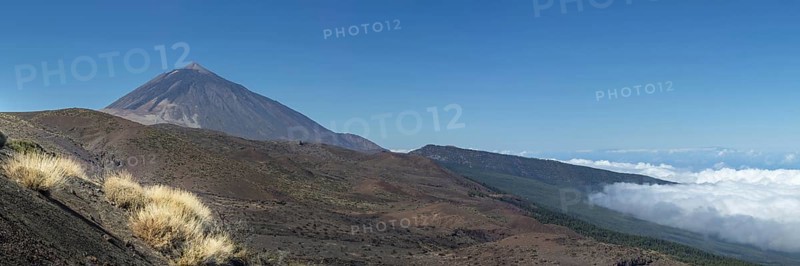 Panorama from the east over the Teide National Park, Parque Nacional del Teide, to Pico del Teide, 3715m, Tenerife, Canary Islands, Spain, Europe
