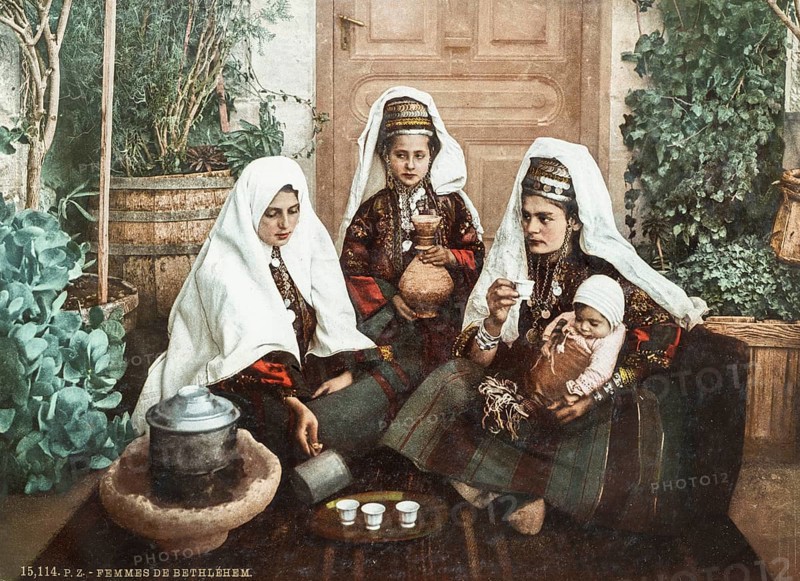 Women, Bethlehem, Palestine, Israel, Holy Land, photochrome print around 1890, Asia