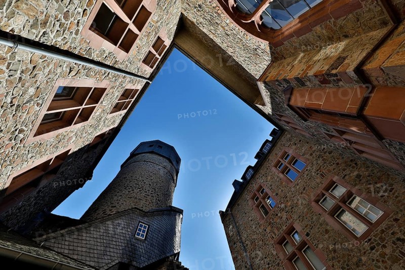 Old Castle, also known as Landgraves' Castle, view from the inner courtyard to the sky, Giessen, Hesse, Germany, Europe