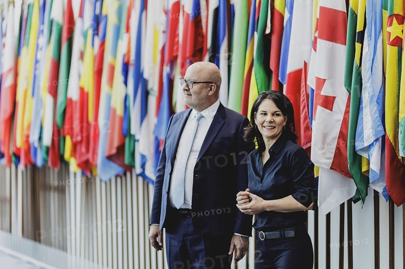 (R-L) Annalena Bärbock (Alliance 90/The Greens), Federal Foreign Minister, and Tomas Heidar, President of the International Tribunal for the Law of the Sea, during a visit to the International Tribunal for the Law of the Sea during the Foreign Minister's trip to Germany in Hamburg, 26 July 2024. /