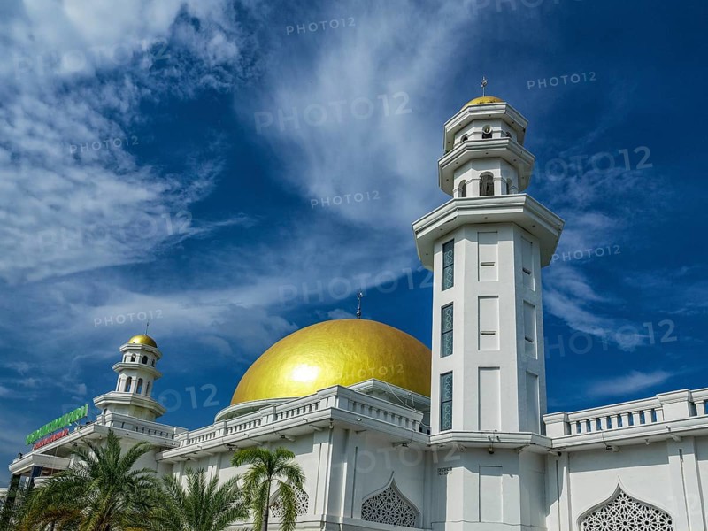 White mosque with golden domes, Sengkang, Sulawesi, Indonesia, Asia