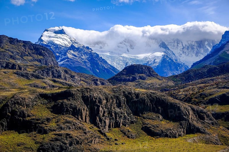 El Chaltén, Patagonia, Argentina, El Chaltén with a view of the Fitz Roy massif. El Chaltén offers the most direct access to the mountain massifs of Cerro Torre and Fitz Roy. The trekking resort is located 222 kilometres north of El Calafate, on the border with Chile, South America