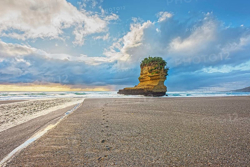 Rock formation shaped like a boot, Punakaiki, Paparoa National Park, South Island, New Zealand, Oceania